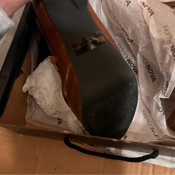 FASHIONNOVA
Extra Credit Booties size 8.5 - Picture 2 of 5